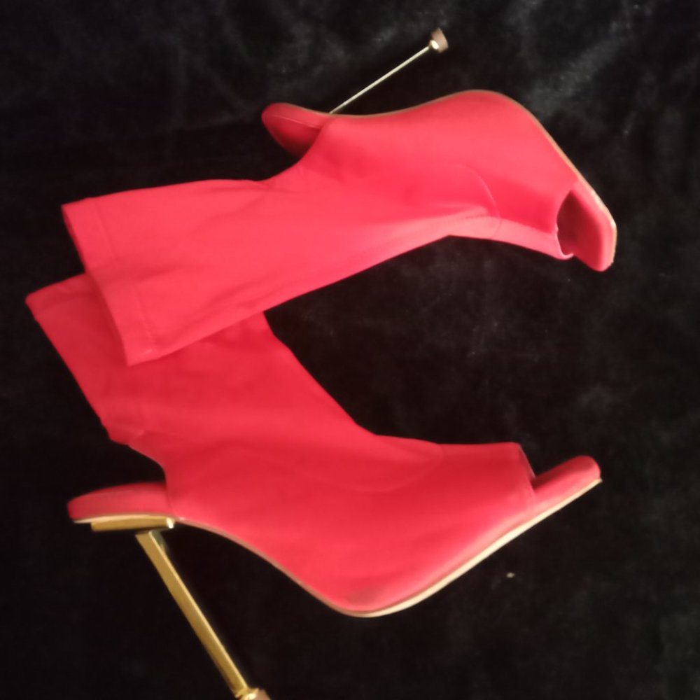 Ankle 👠 - Picture 3 of 3